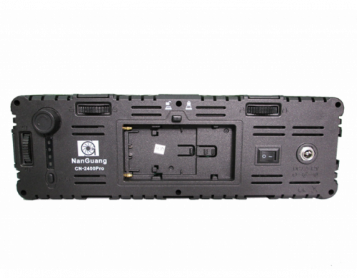 LED светильник 5600К, мощность – 14,4Вт, 240 светодиодов, 1330Лм Nanlite (Nanguang) CN-2400 Pro 5600K