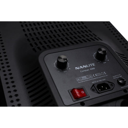 LED светильник Светодиодная панель Nanlite Compac 68B
