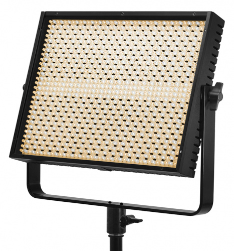 Светодиодный светильник с 3200/5600 с управлением DMX Lupo Light Lupoled 1120