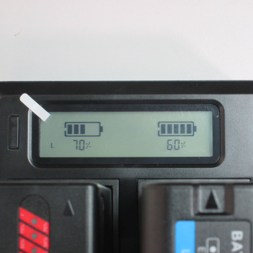 Зарядное устройство 2-х канальное 16,8В CNRY BP-U LCD