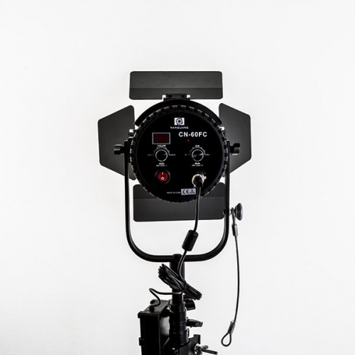 Светильник Nanlite (Nanguang) CN-60FC LED Fresnel Light Bi-color