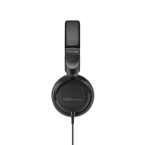 DT 240 PRO  Beyerdynamic Профессиональные закрытые проводные наушники для мобильного применения